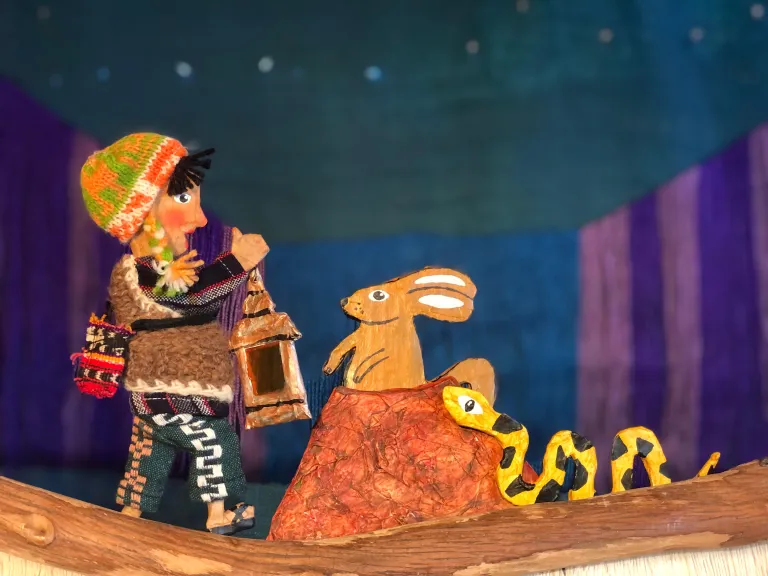 Obra: Historias al Hilo - Walki y la llama (Escobar)