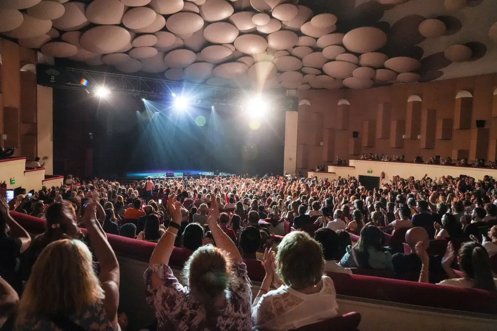 El Teatro Auditorium festeja sus 80 años en una noche especial