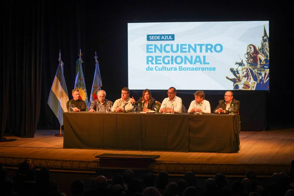 Saintout: "La cultura popular tiene una tarea fundamental en la reconstrucción del país"