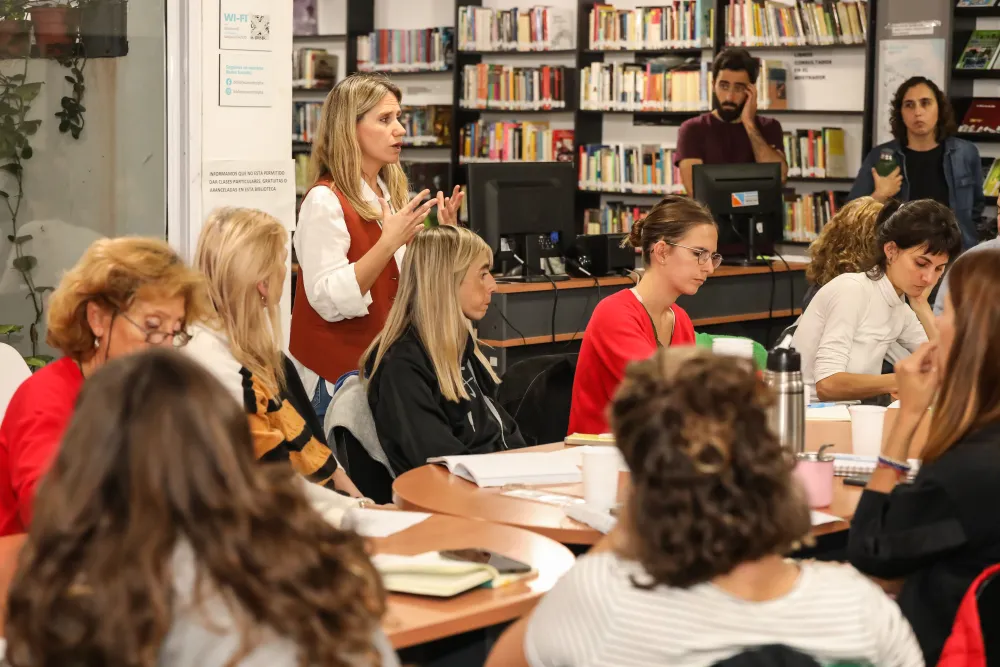 Continúa el taller “Querido Diario” en la Biblioteca Central de la Provincia