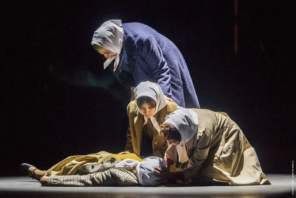 El Teatro Argentino repone la ópera “Estaba la madre” de Luis Bacalov 