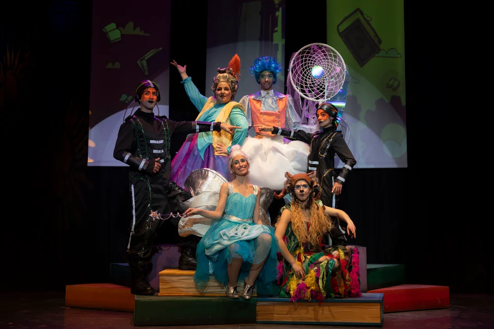 La Comedia de la Provincia presenta “Viajando al mundo de los cuentos”