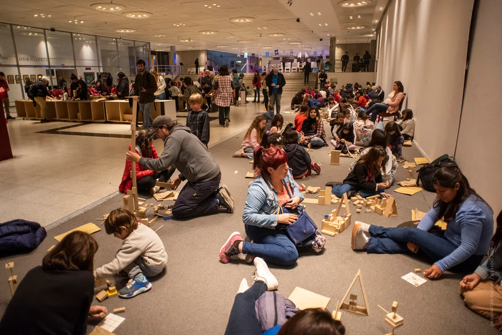 Talleres recreativos para las infancias en el Teatro Argentino