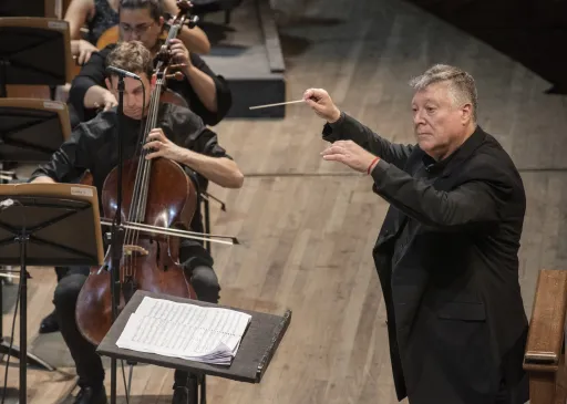 Fueron nominados el director de la Orquesta y el equipo de producción de la "La Bohème"